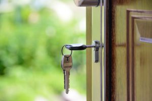Os benefícios de investir em marketing imobiliário para vender imóveis