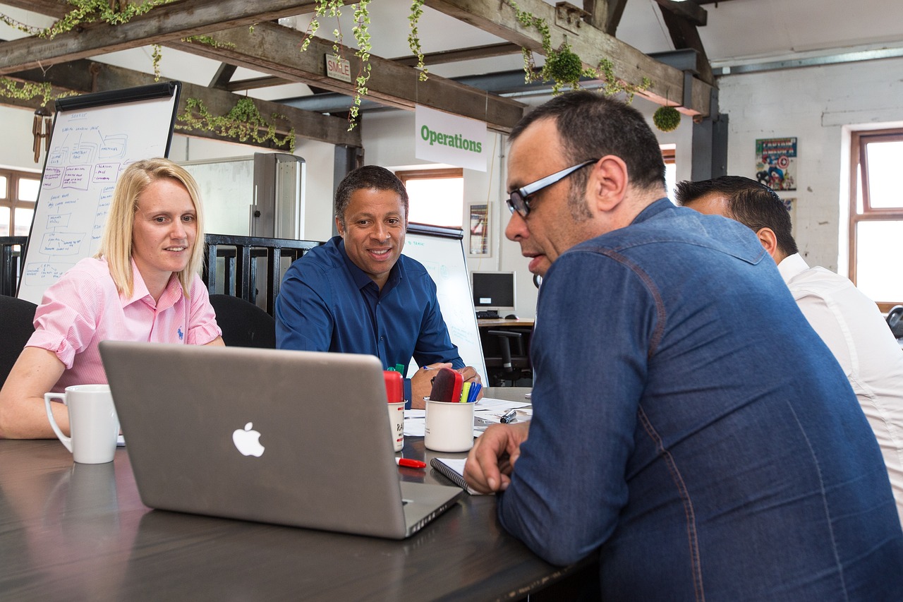 Quais as vantagens do coworking para sua empresa