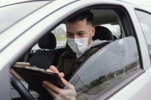 delivery-male-with-mask-packages