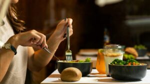 Dieta e Saúde da Mulher: Como Construir uma Rotina Alimentar Equilibrada